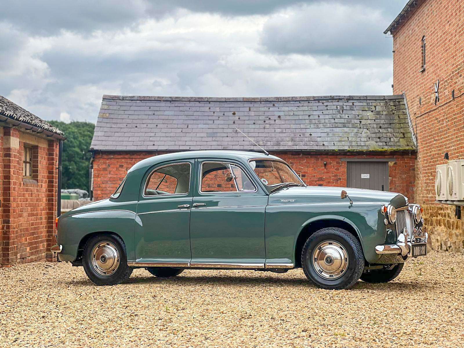 rover p4