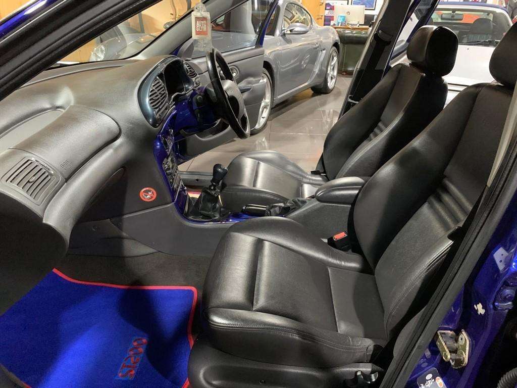 2001 Ford Mondeo 2.5 V6 ST-200 interior