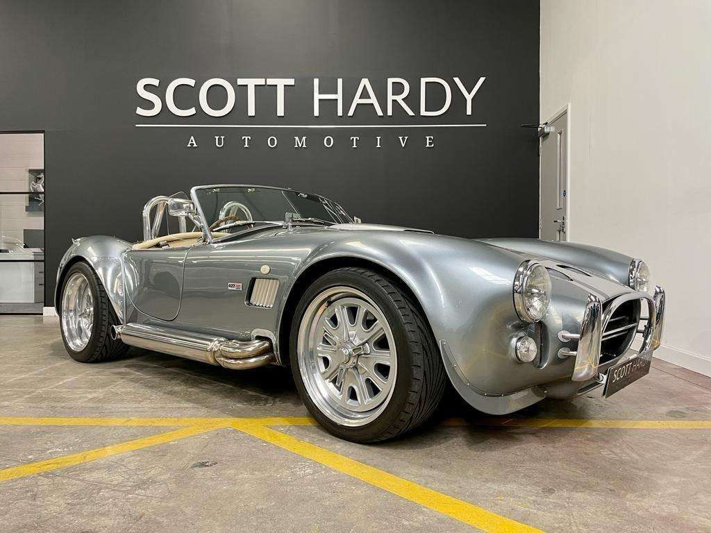AC Cobra replica AK 427 6.3 front