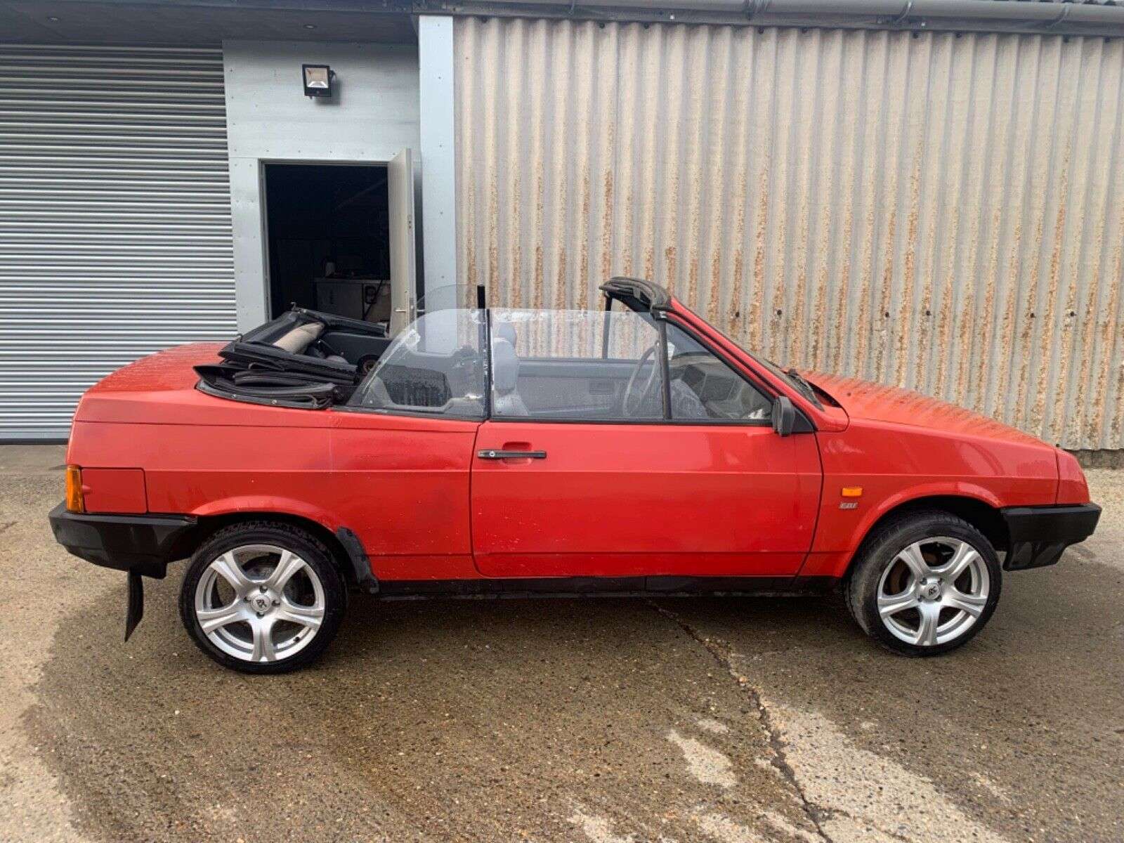 Lada Samara Cabriolet side