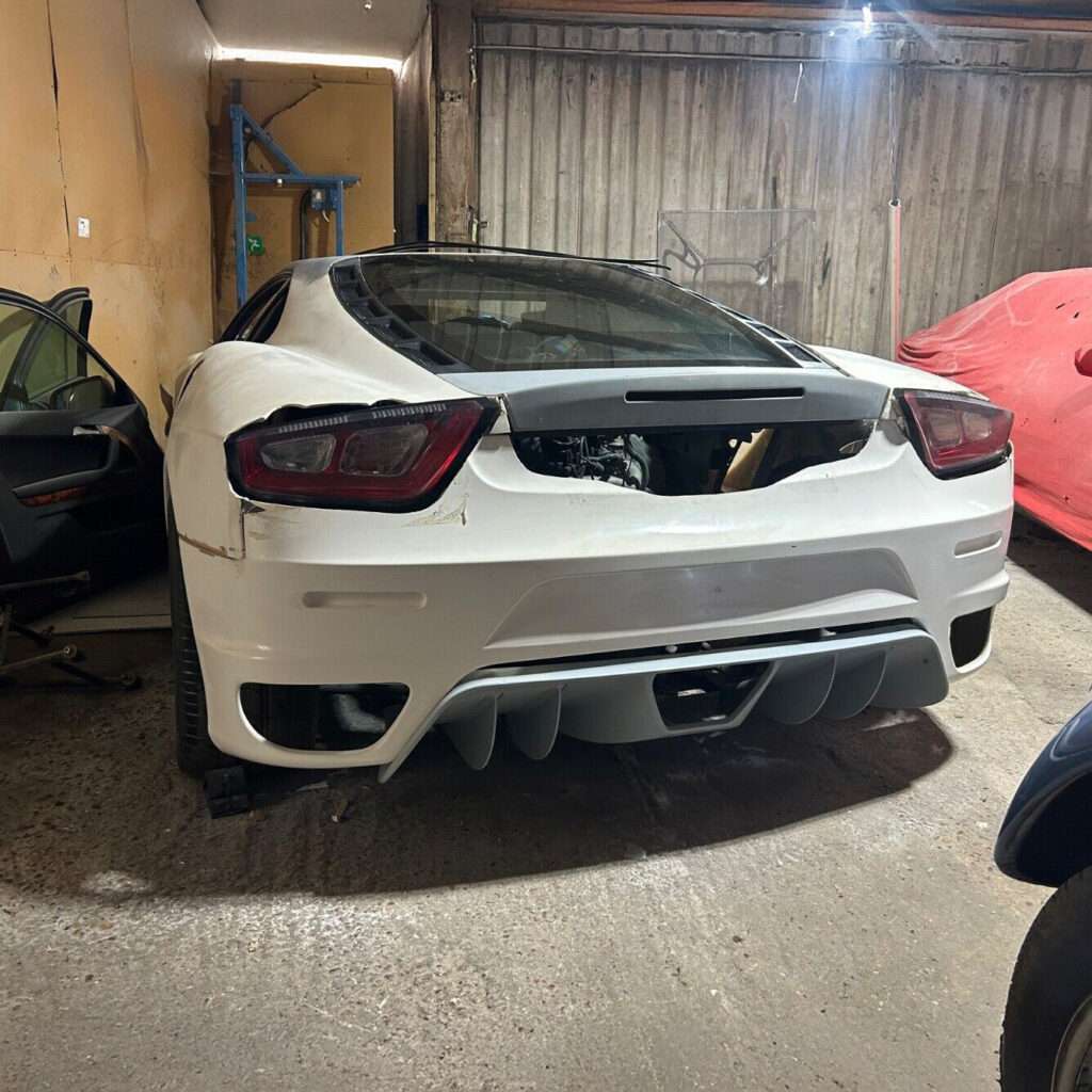 Ferrari Audi Peugeot V8 Project 4