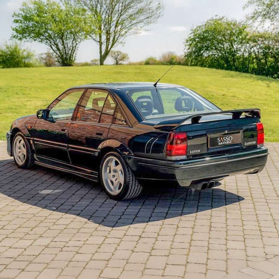 Lotus Carlton at a classic-car gathering