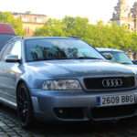 2000 Audi RS4 B5 Avant viewed from the front