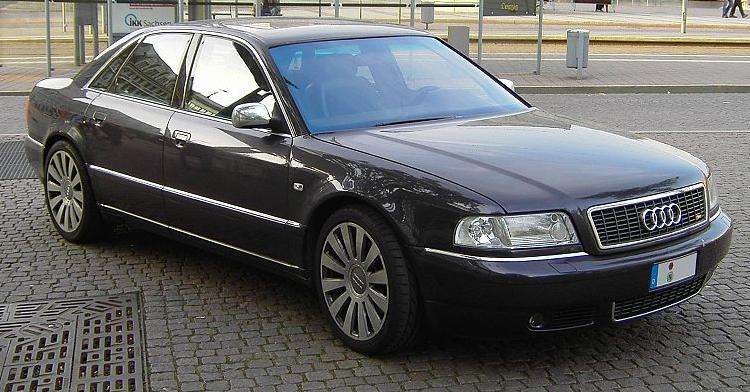 Audi S8 D2 side profile