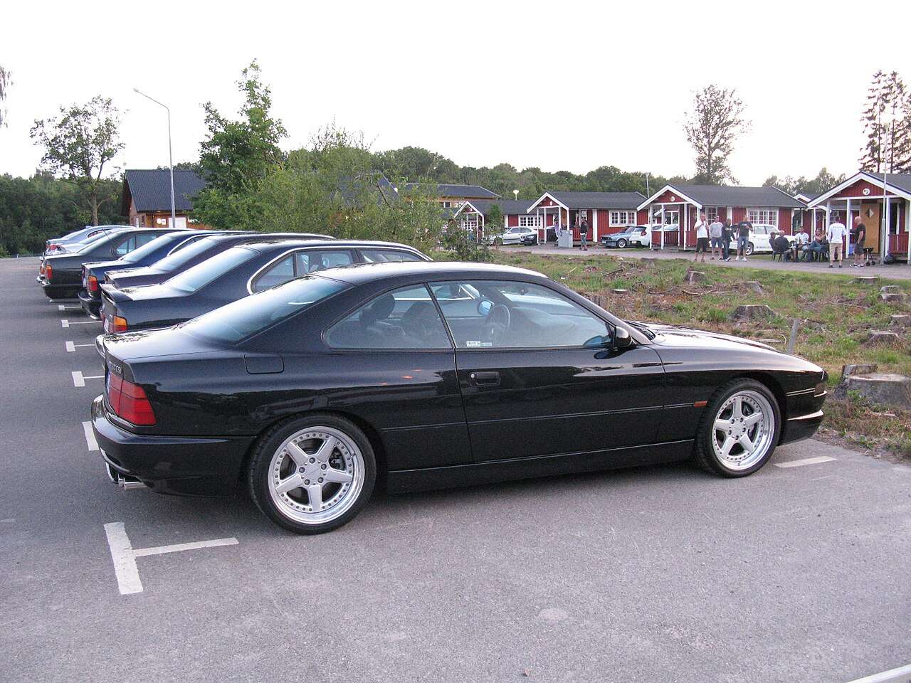 BMW 850CSi (E31) engineering and design detail