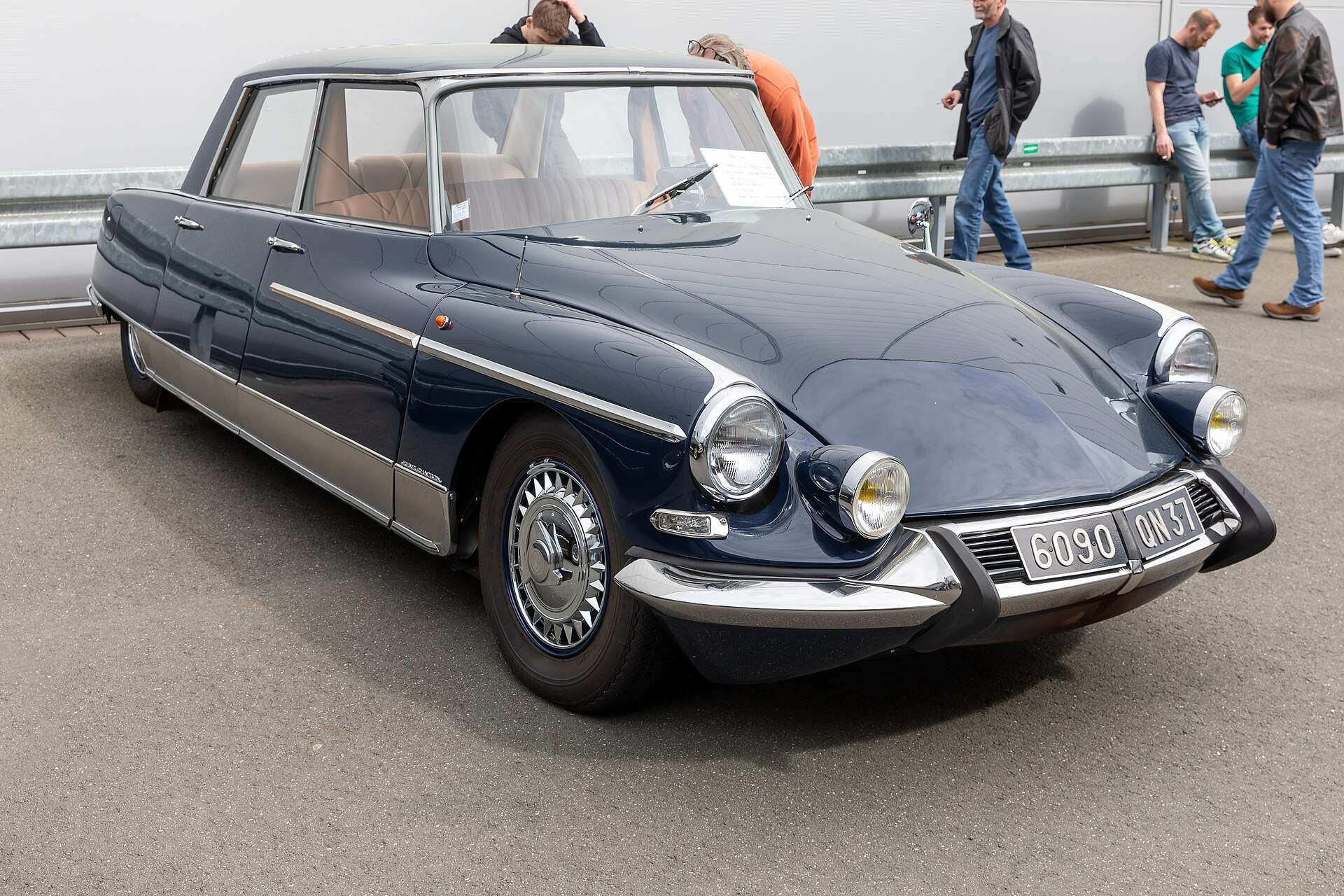Citroën DS and ID
