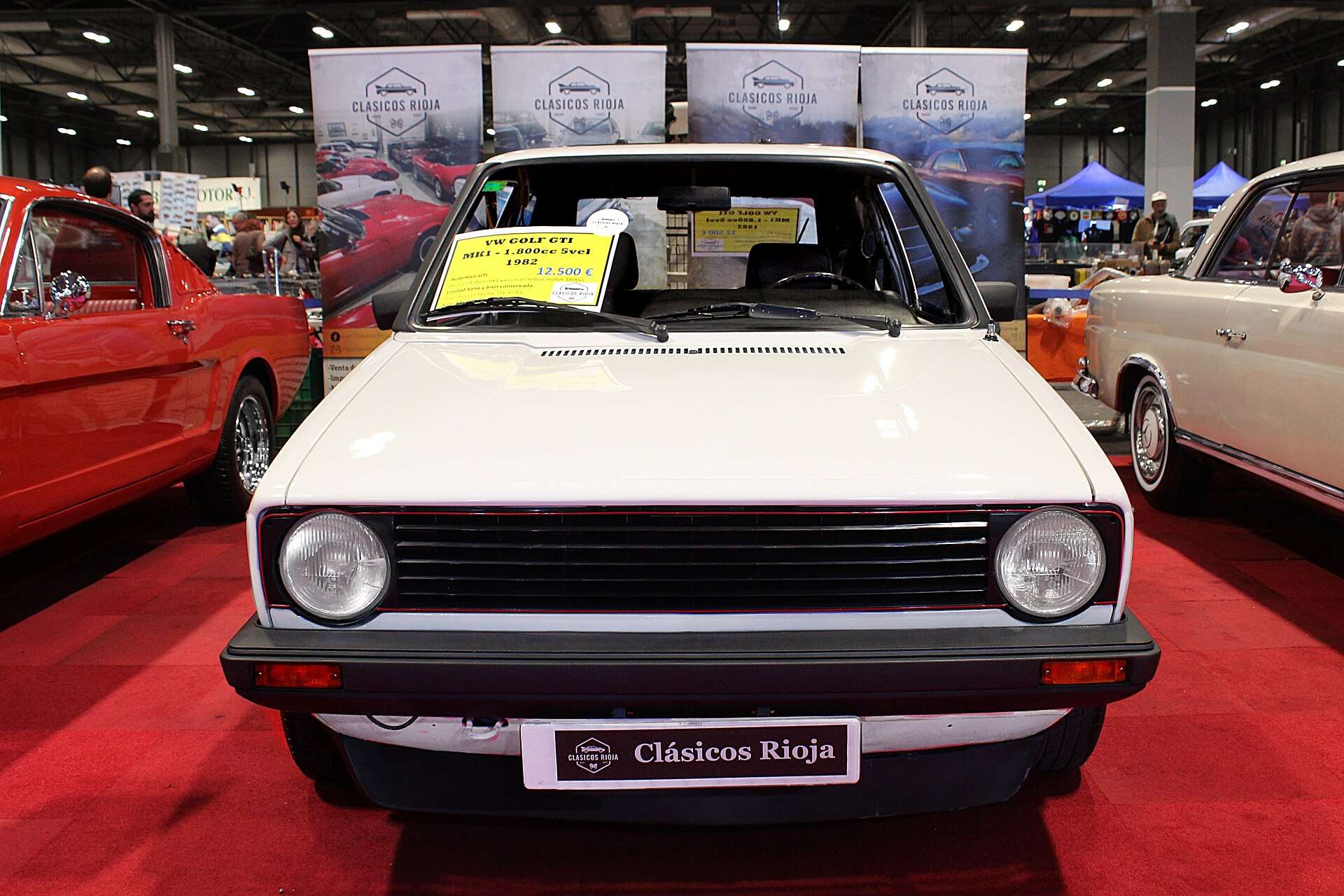 Volkswagen Golf GTI Mk1 side and rear profile