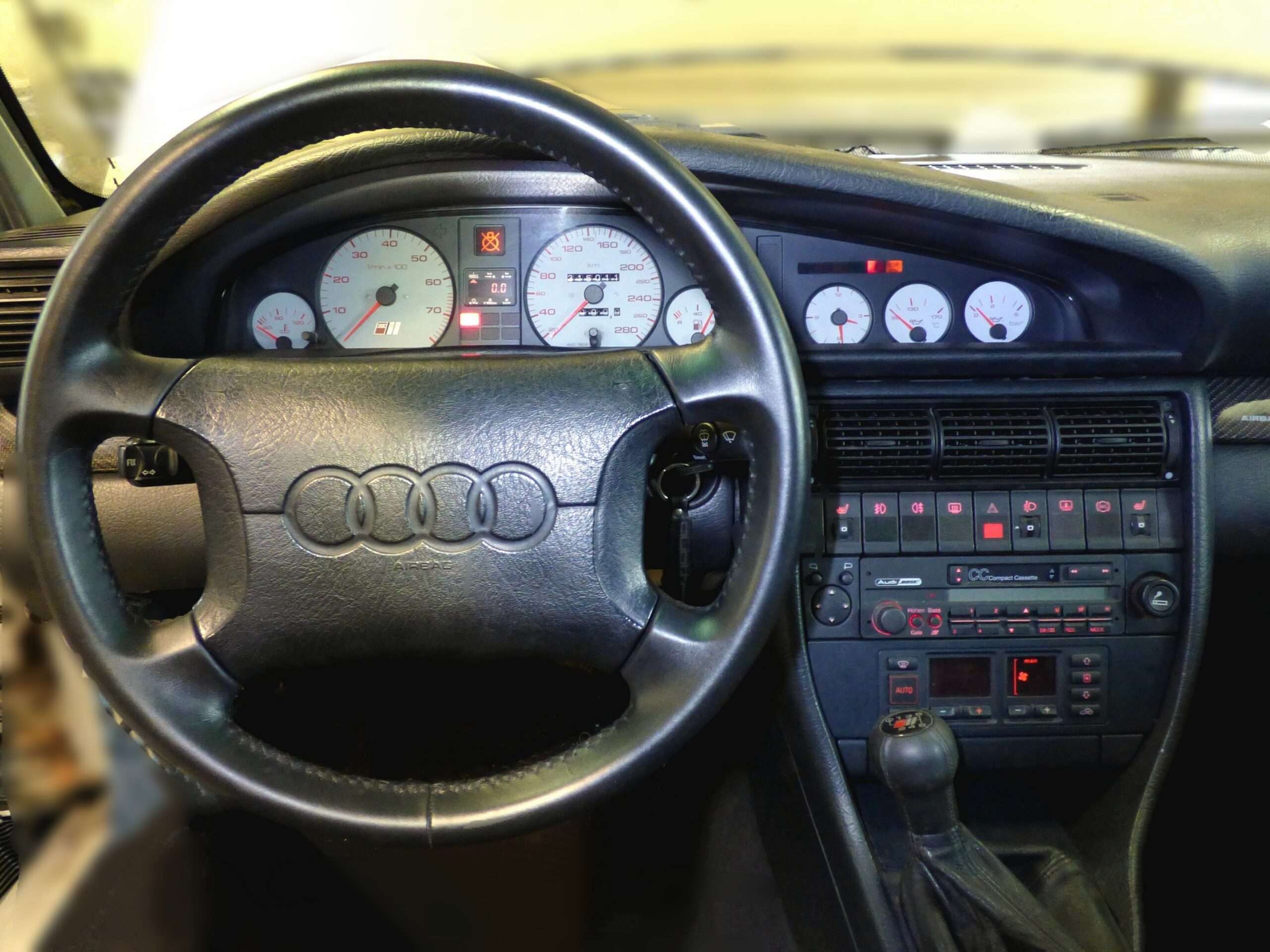 Audi S4 C4 interior