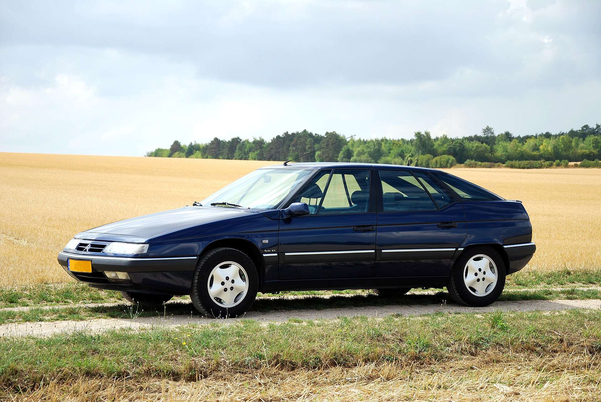 Citroën XM V6 Guide: History, Hydractive Suspension, Models & Legacy