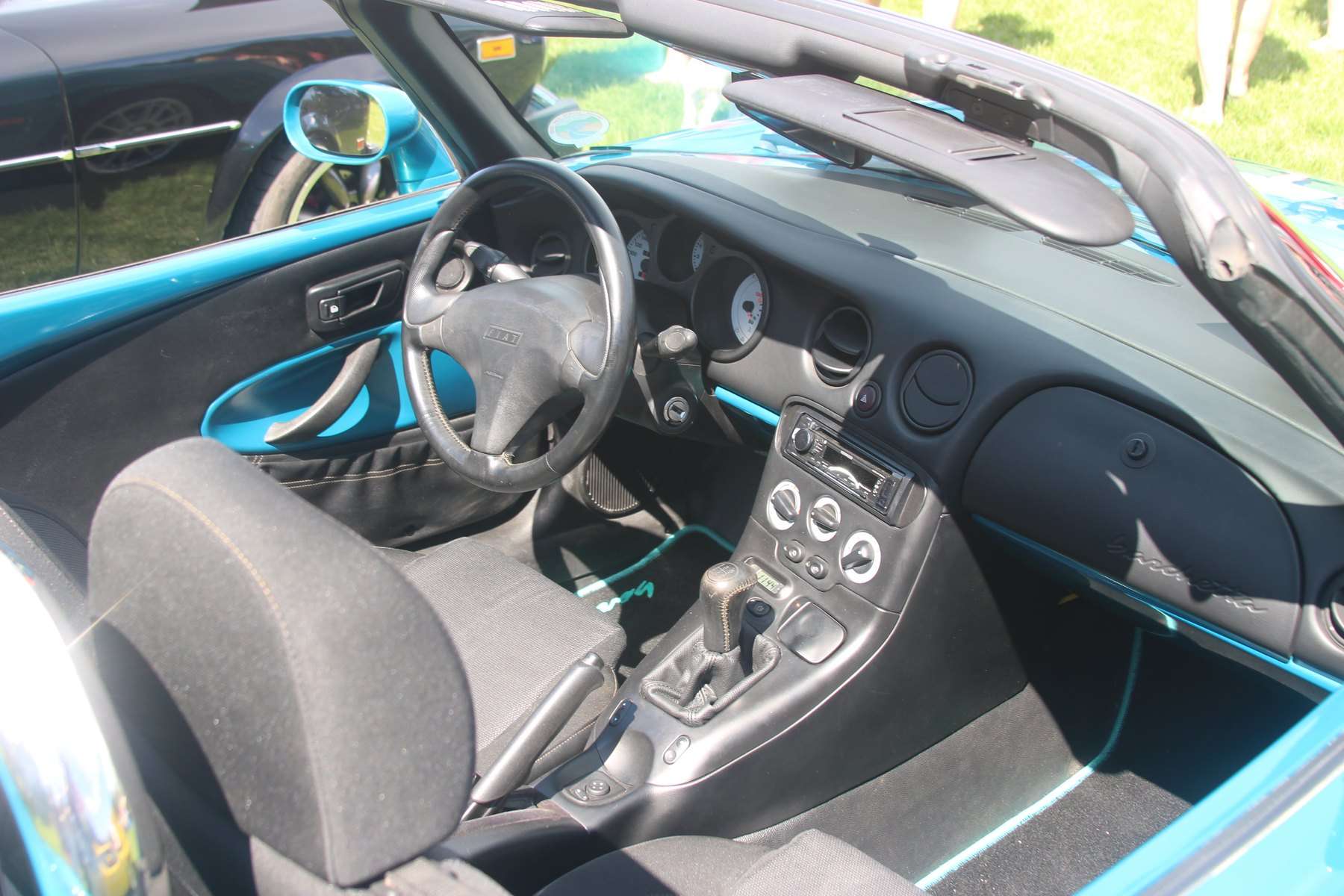Fiat Barchetta two-seat interior and dashboard