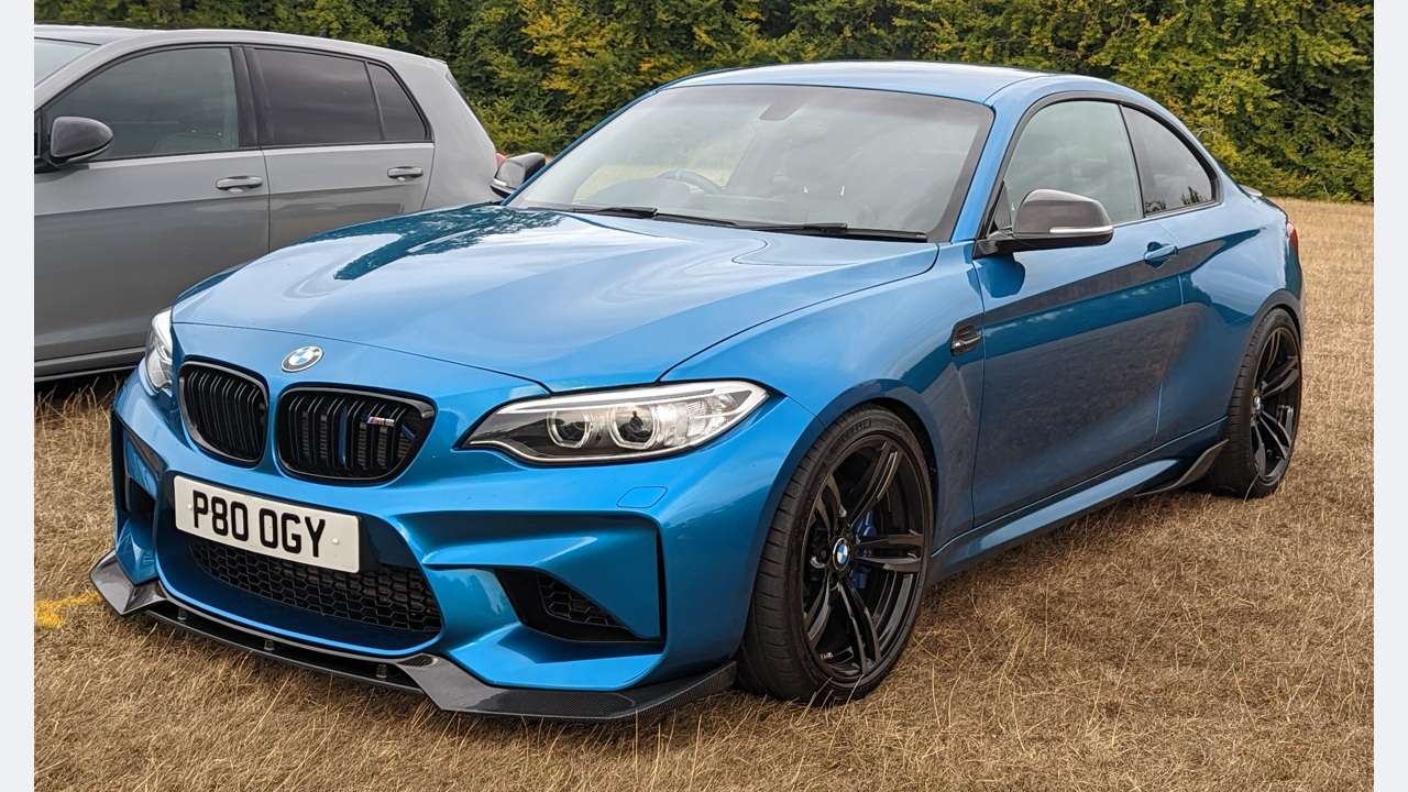 Original BMW M2 F87 two-door Coupé, front three-quarter view