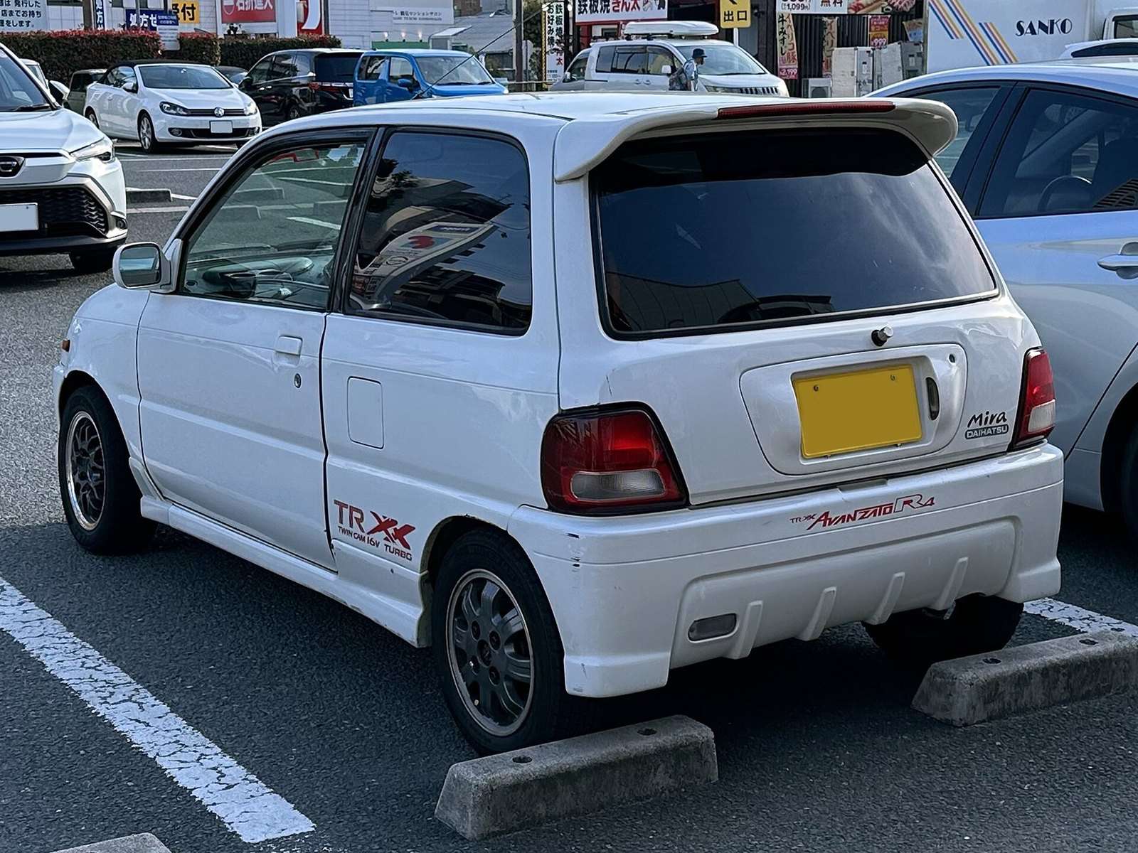 Daihatsu Mira TR-XX Avanzato R4 rear view