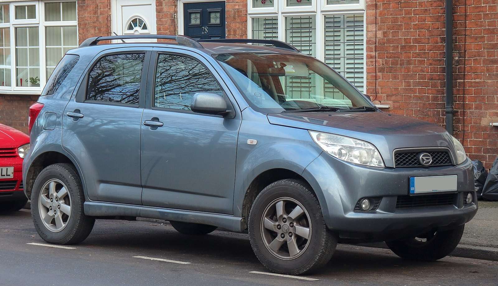 2008 UK-market Daihatsu Terios SE 1.5 front view