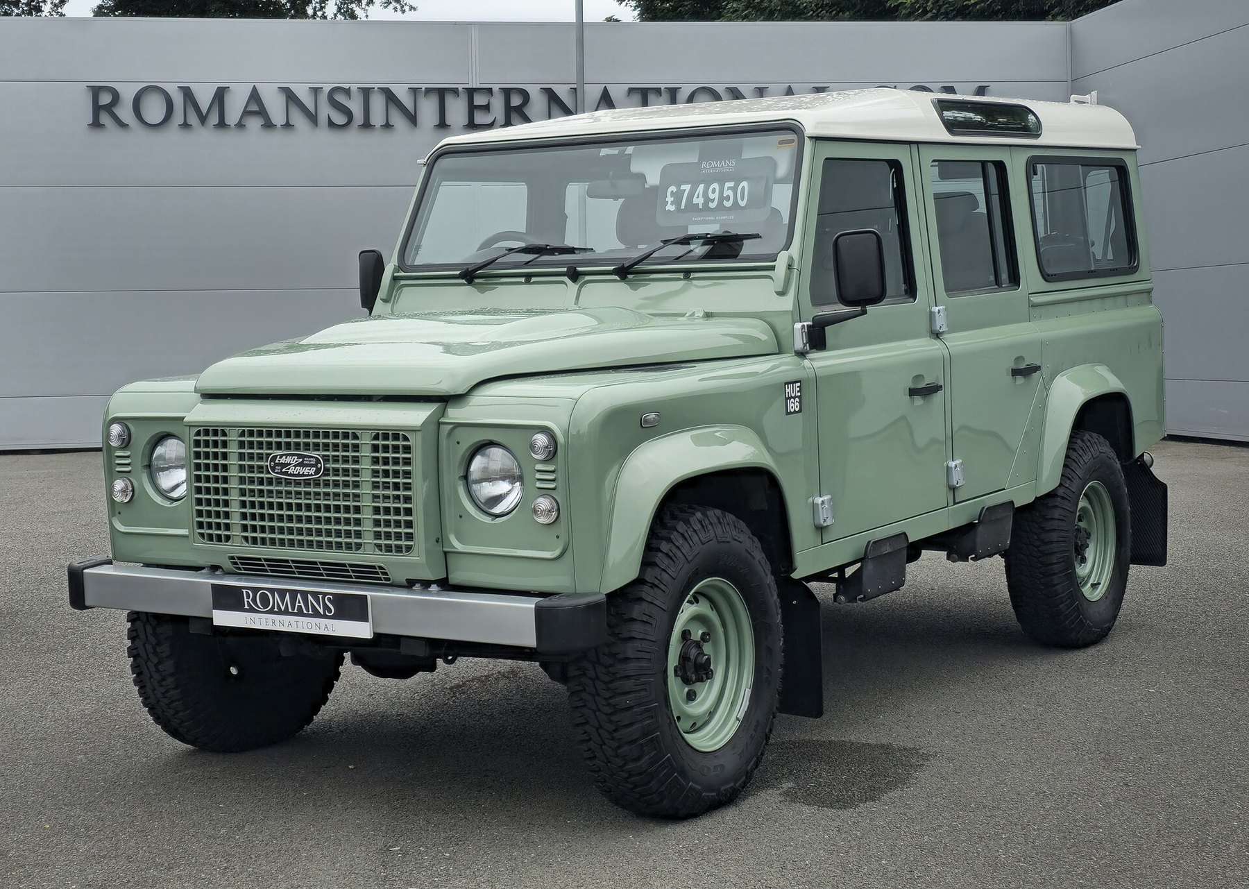 Land Rover Defender Heritage Edition side view