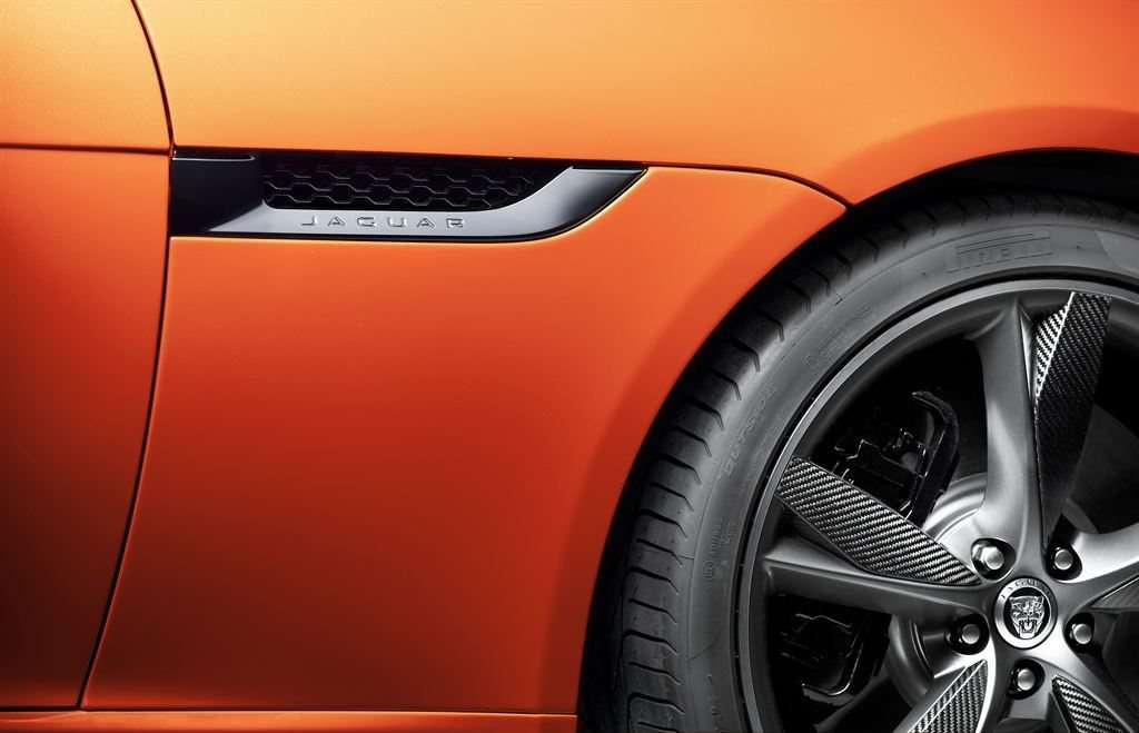 Jaguar F-Type interior