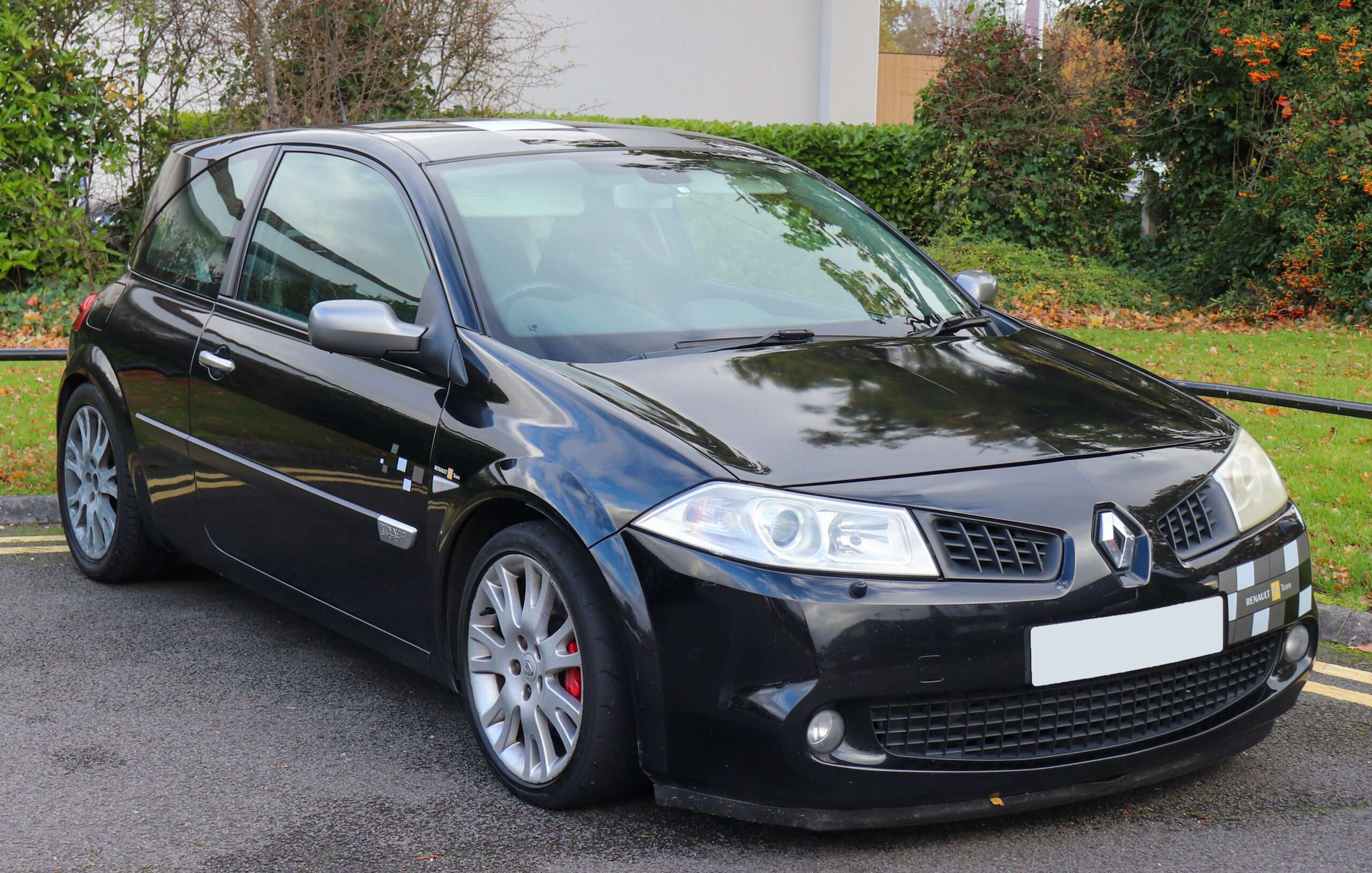Black Renault Mégane II 230 F1 Team R26 three-door hatchback