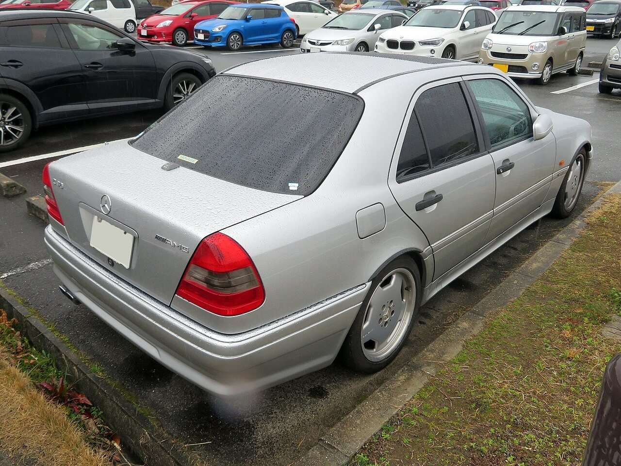 Mercedes-Benz C36 AMG W202 rear view