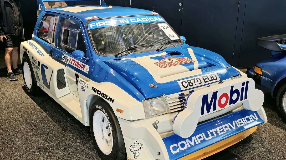 MG Metro 6R4 Group B rally car