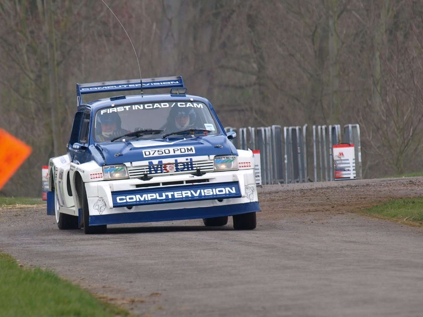 MG Metro 6R4 rear three-quarter view