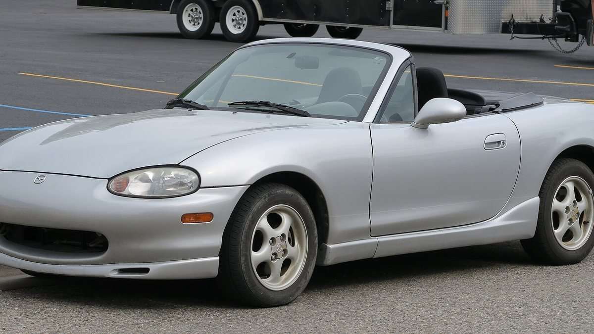 Mazda MX-5 NB and Mk2: History, Specs and Buying Guide