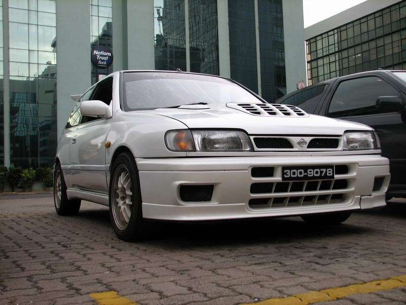 Silver Nissan Pulsar GTI-R front view