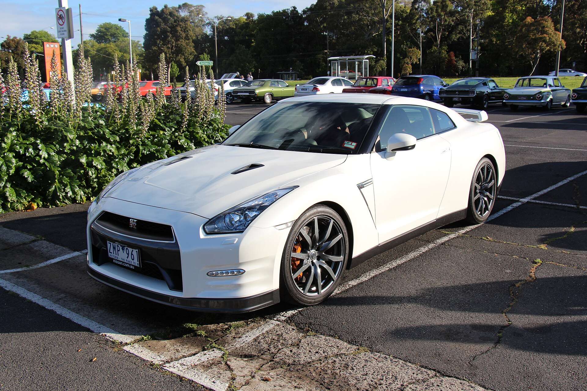 Silver Nissan GT-R R35 front three-quarter view