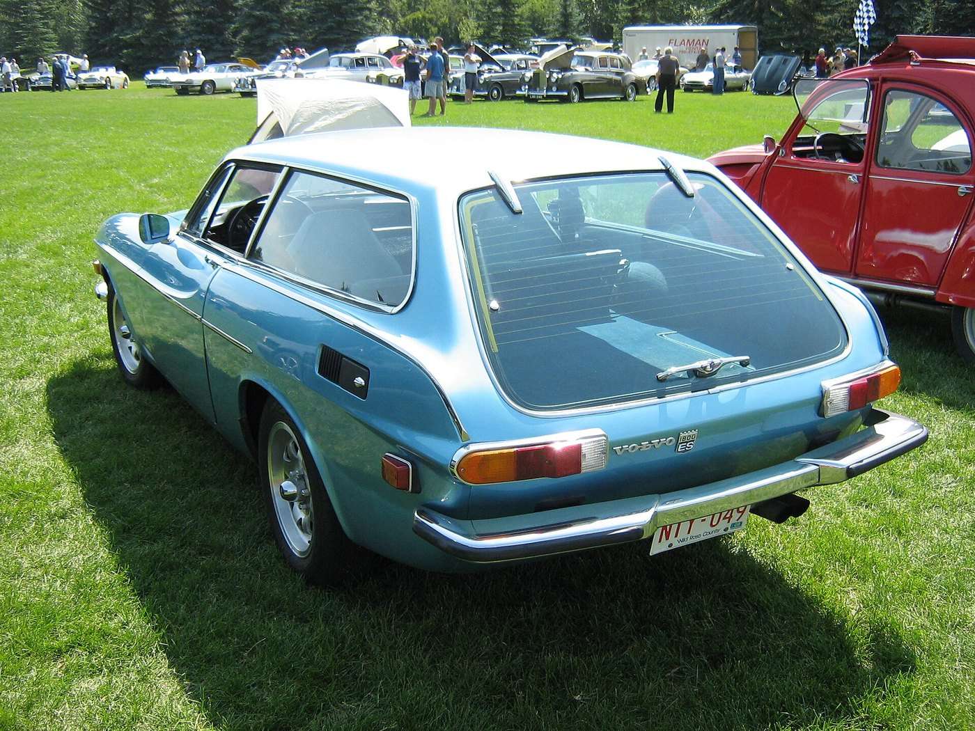 1973 Volvo 1800ES glass tailgate