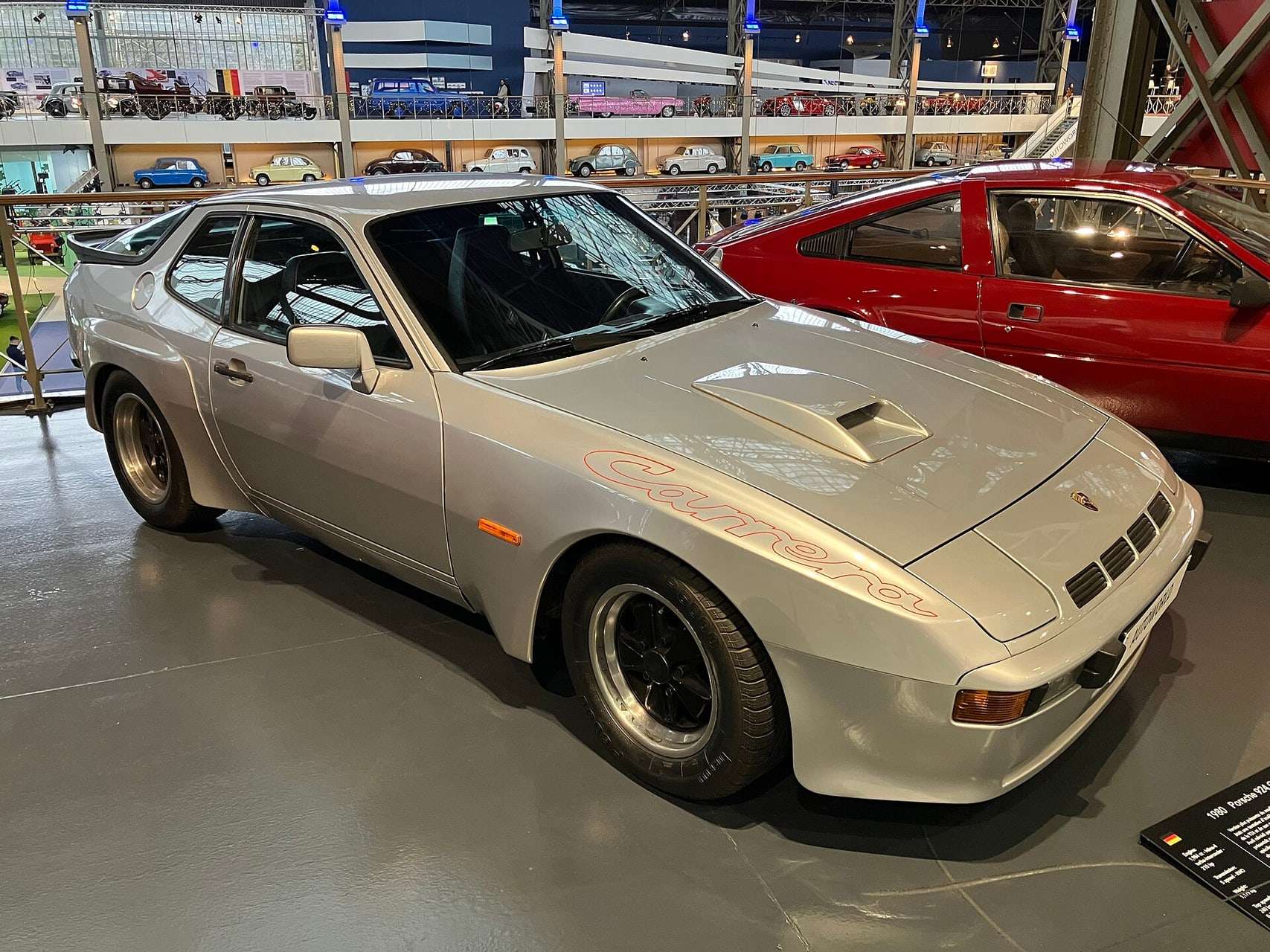 Porsche 924 Carrera GT front view