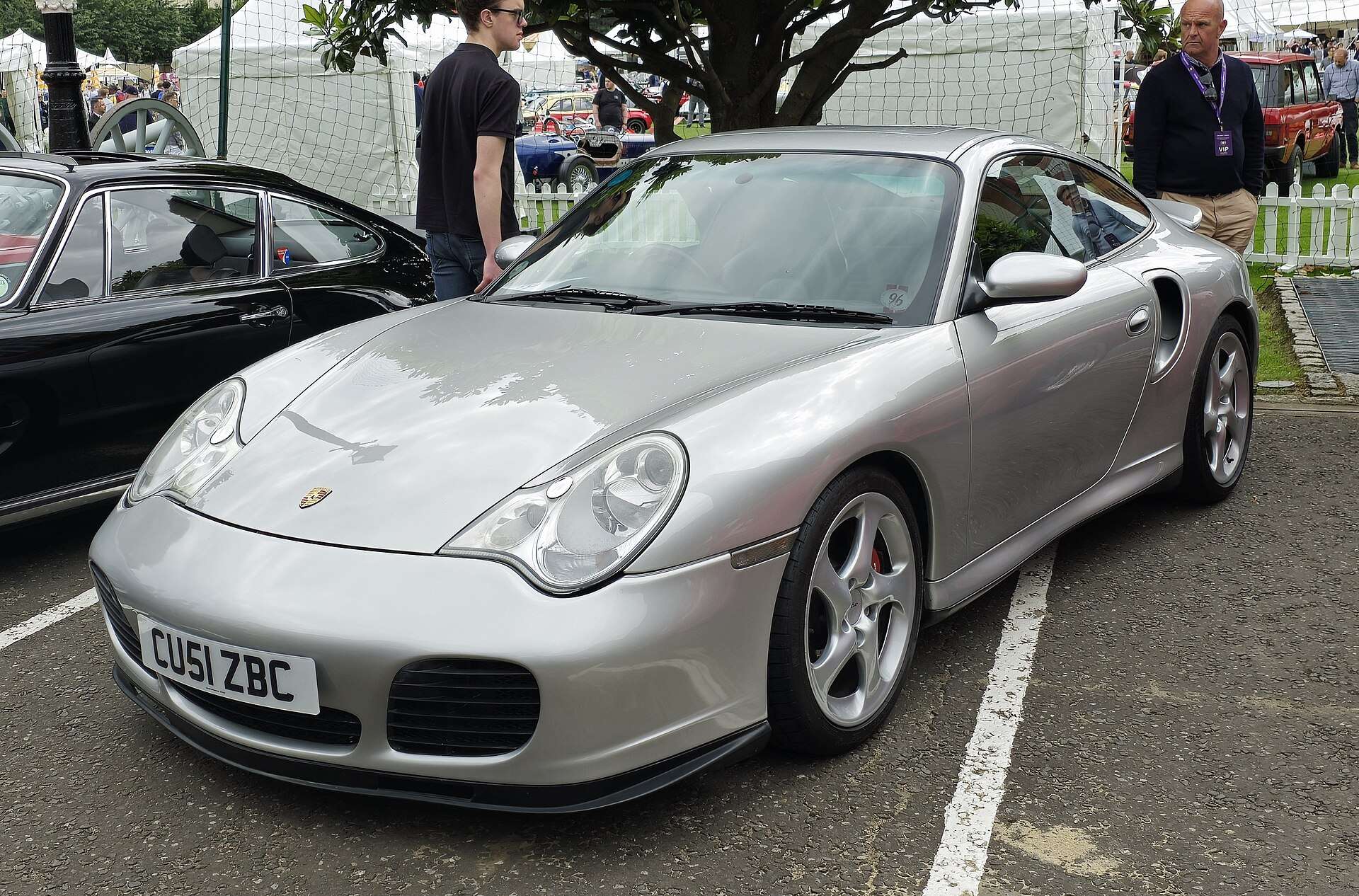 2002 Porsche 911 Turbo 996 rear three-quarter view