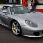 Porsche Carrera GT front three-quarter view