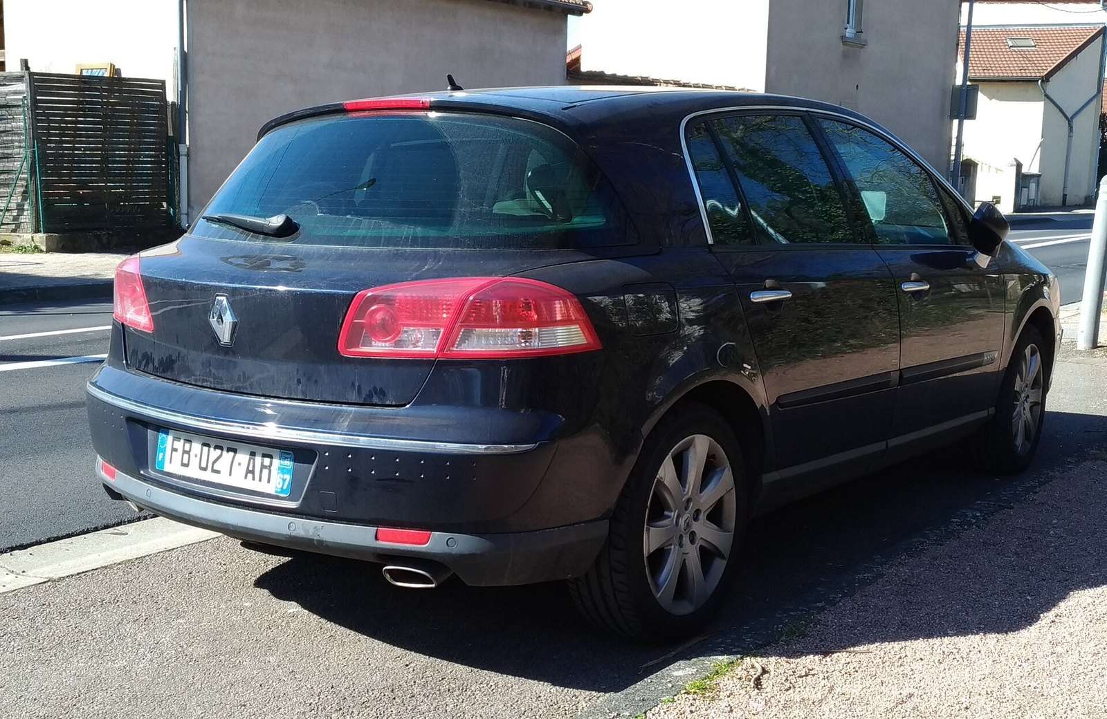 2006 Renault Vel Satis 3.5 V6 facelift front view