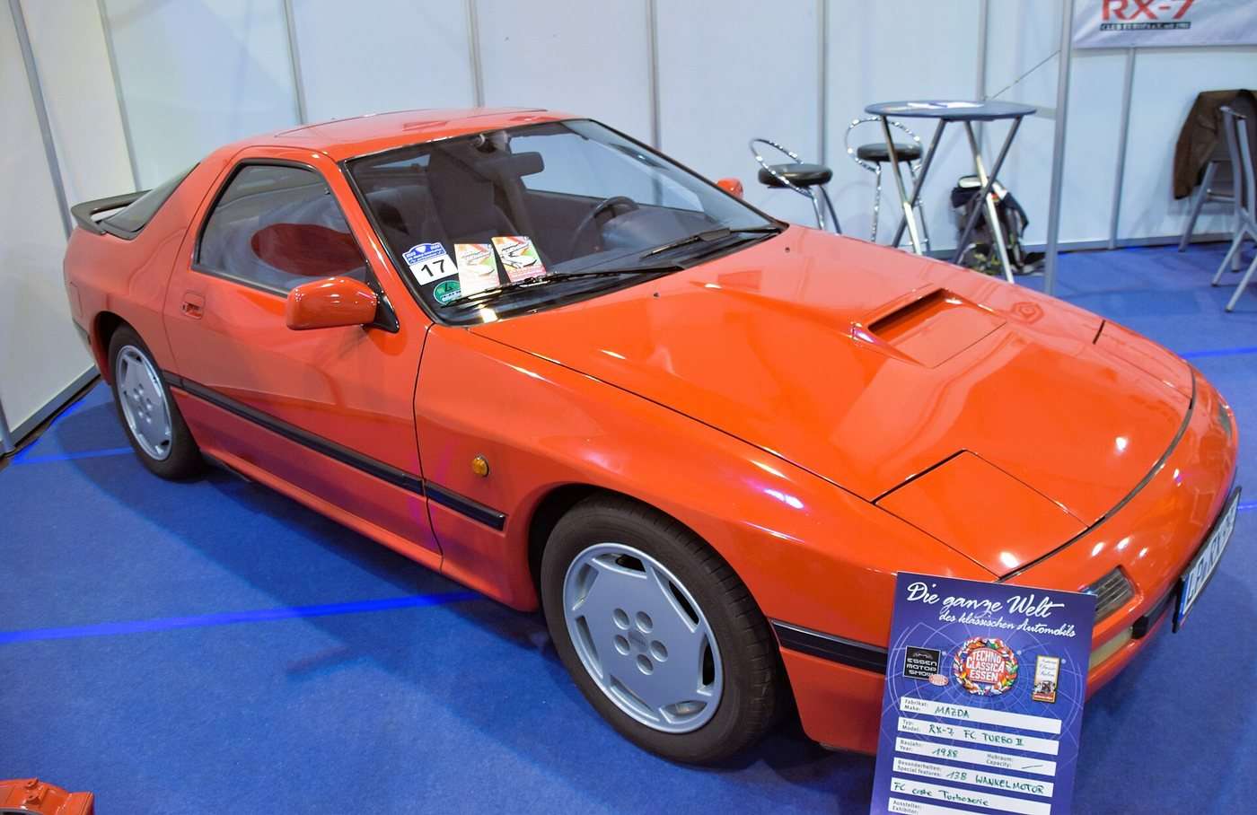 Mazda RX-7 FC Turbo II front three-quarter view