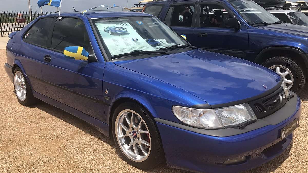 Saab 9-3 Viggen front three-quarter view