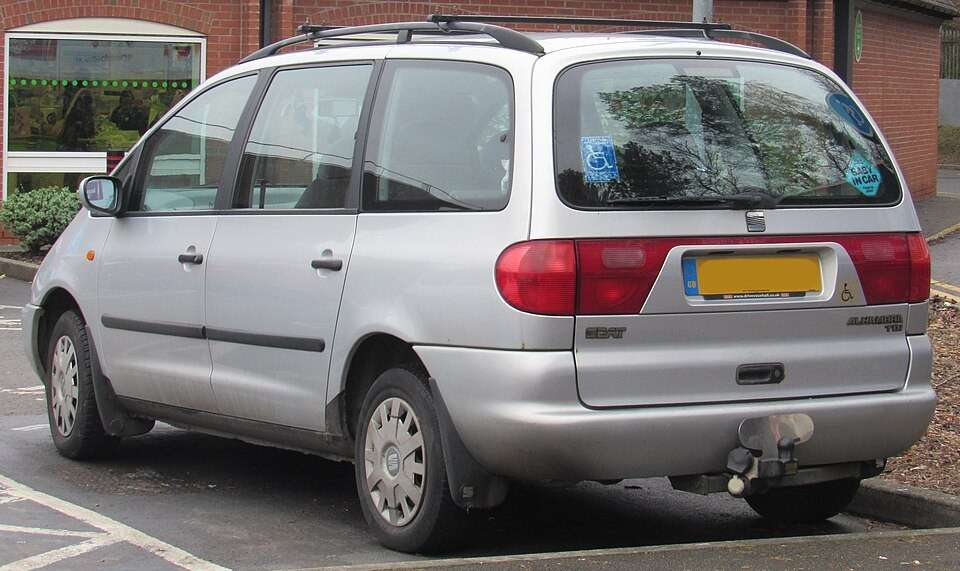 1997 SEAT Alhambra 1.9 TDI rear view