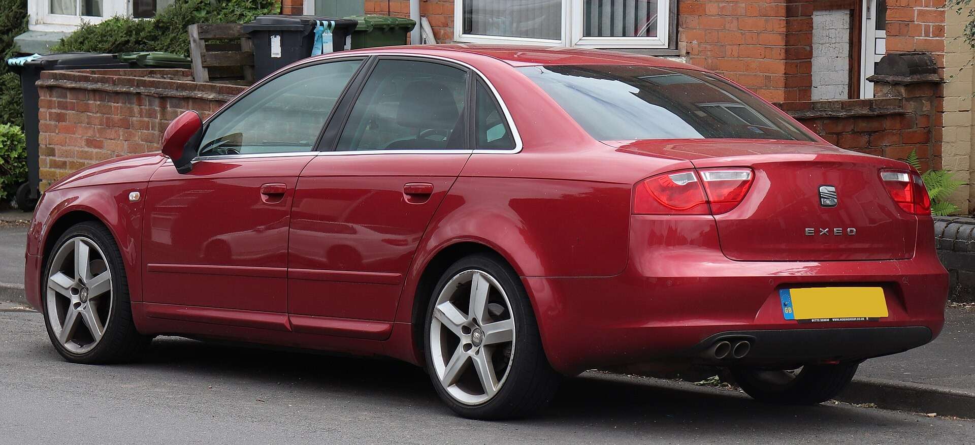 2011 SEAT Exeo Sport Tech rear view