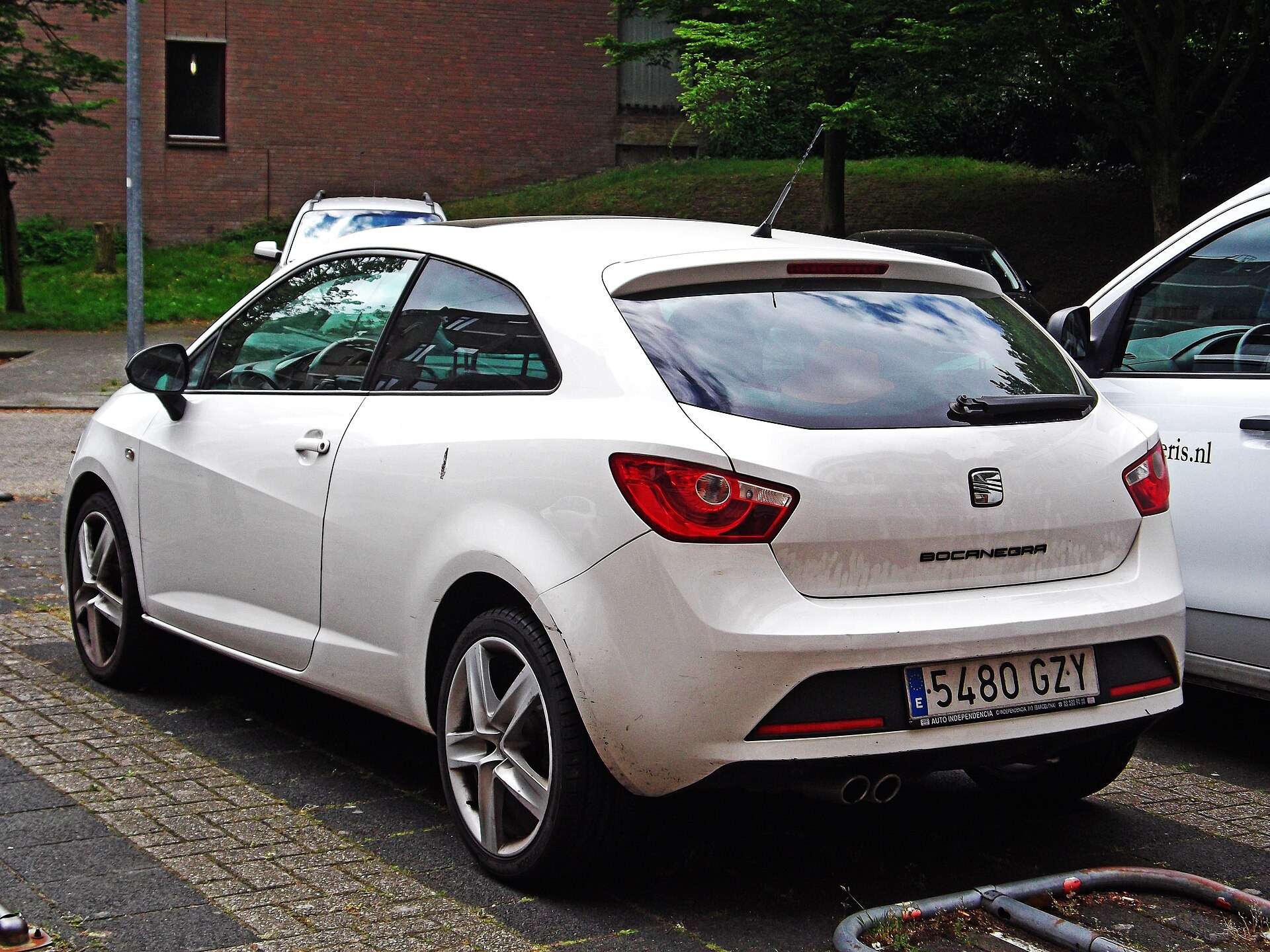 White SEAT Ibiza Bocanegra rear three-quarter view