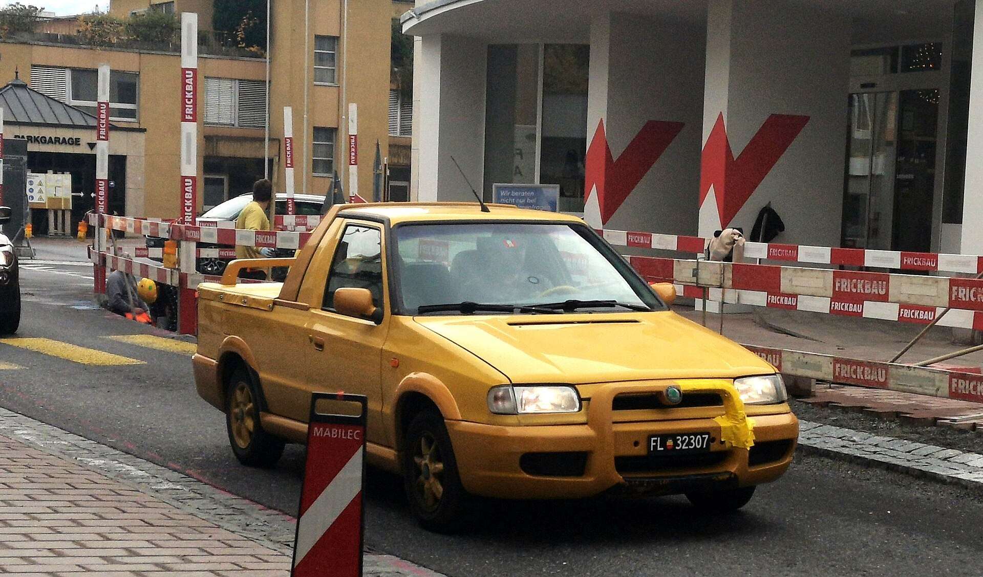 Škoda Felicia Fun side profile