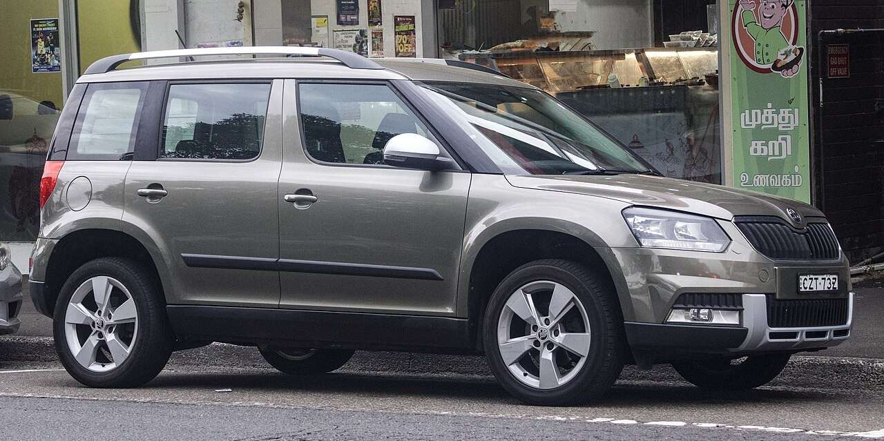 Facelift Škoda Yeti 4x4 front three-quarter view