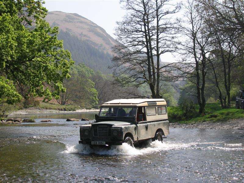 Land Rover Series III 109 Station Wagon