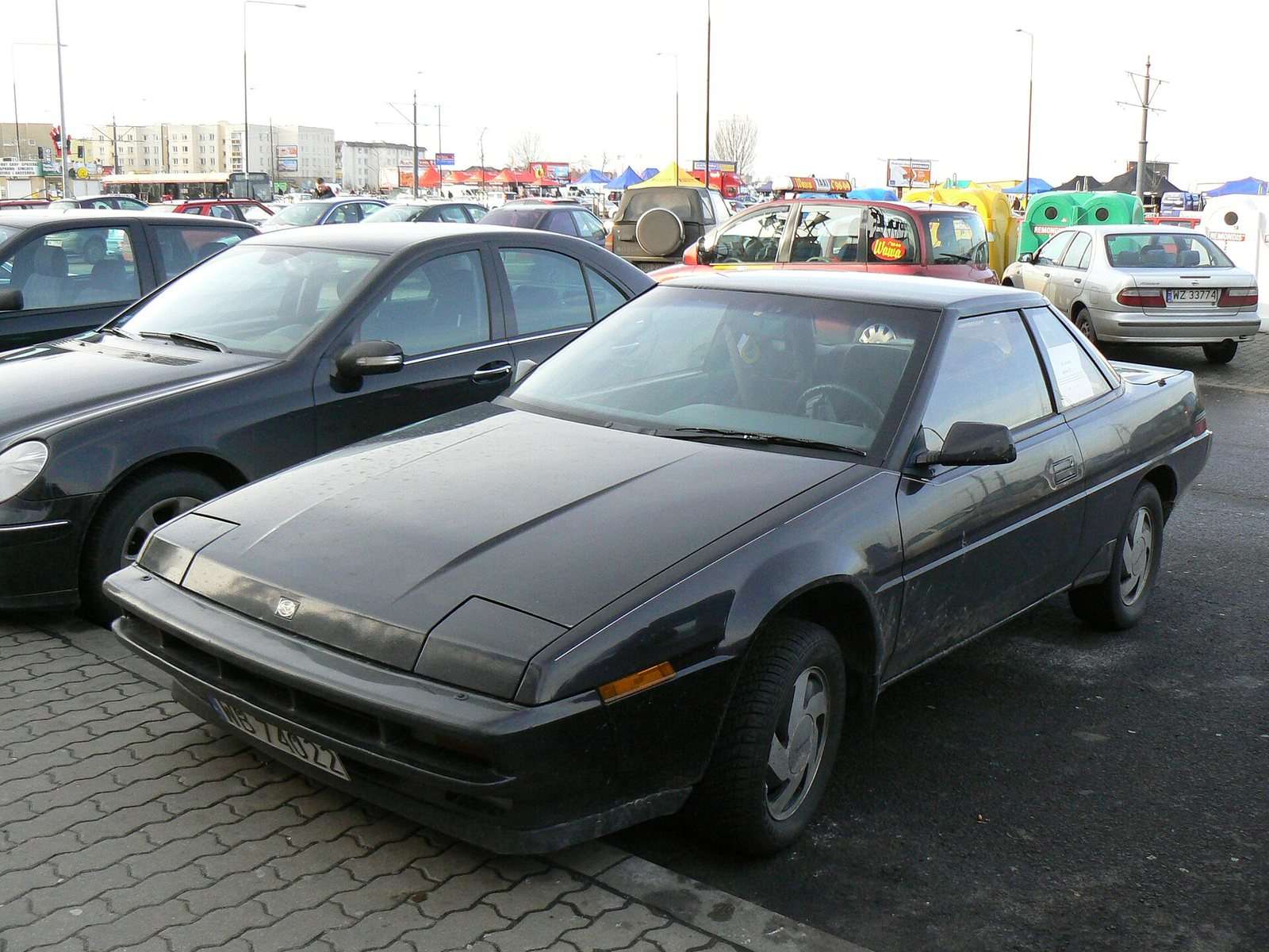 Black Subaru XT6 flat-six coupé