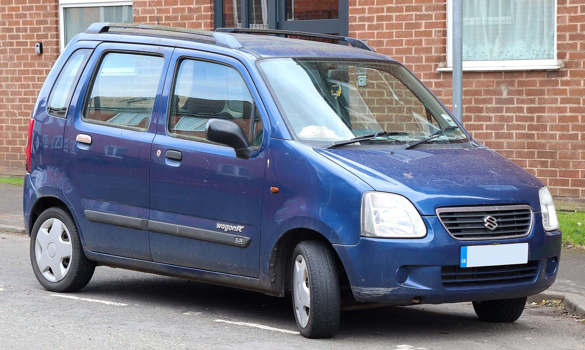 2002 Suzuki Wagon R+ GL 1.3 front view