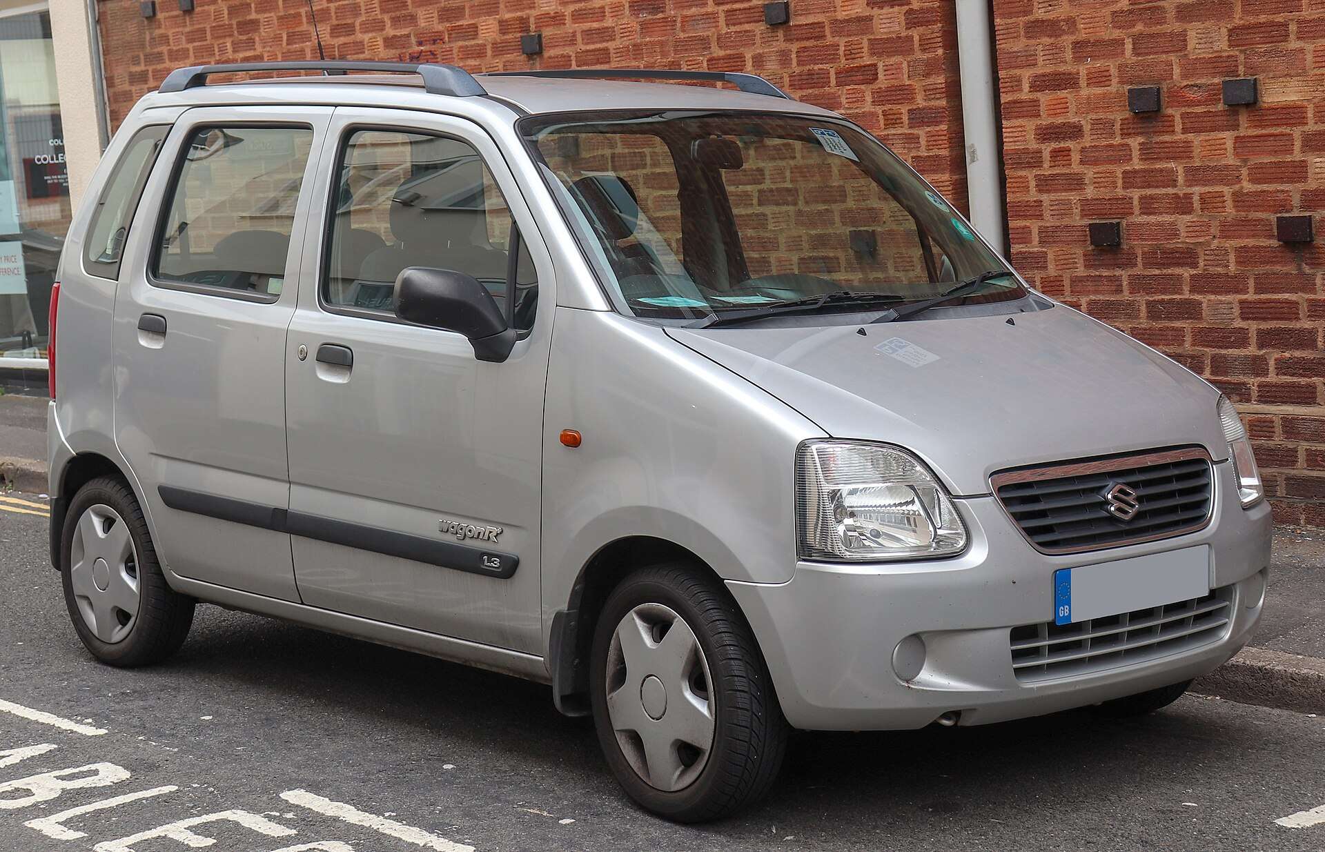 2003 Suzuki Wagon R+ GL Automatic 1.2 front view