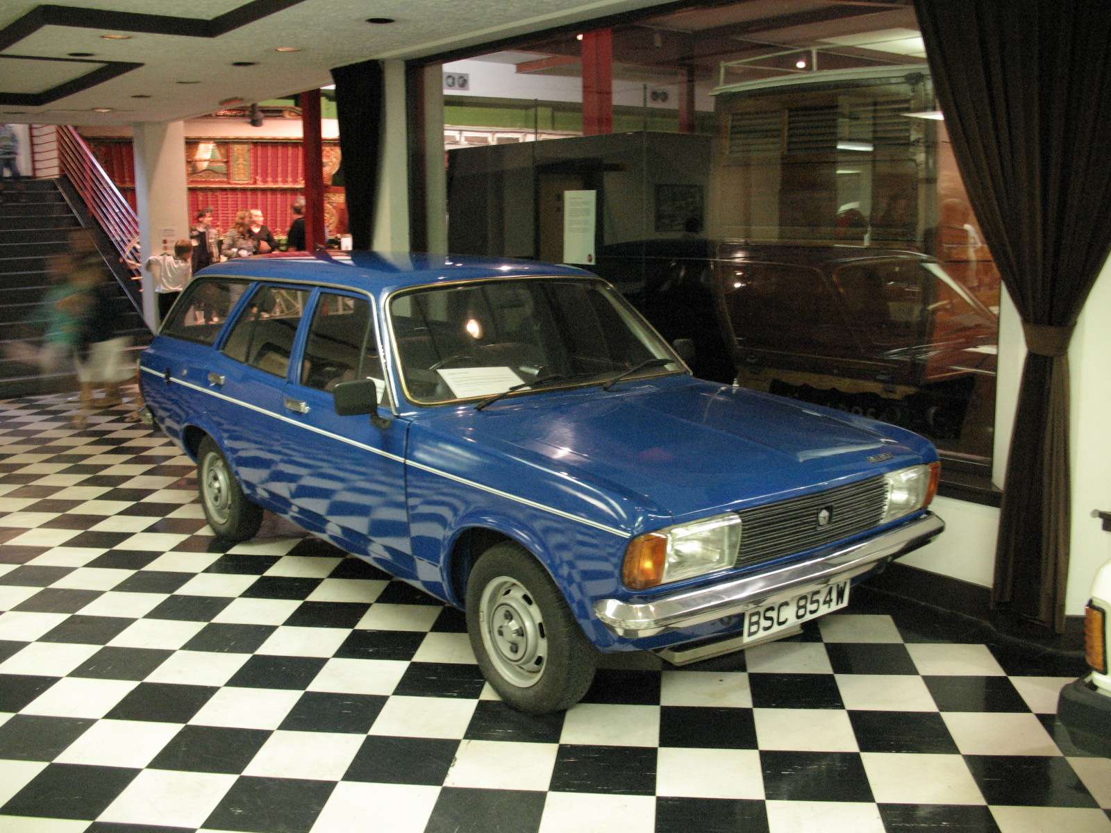 Blue Talbot Avenger estate