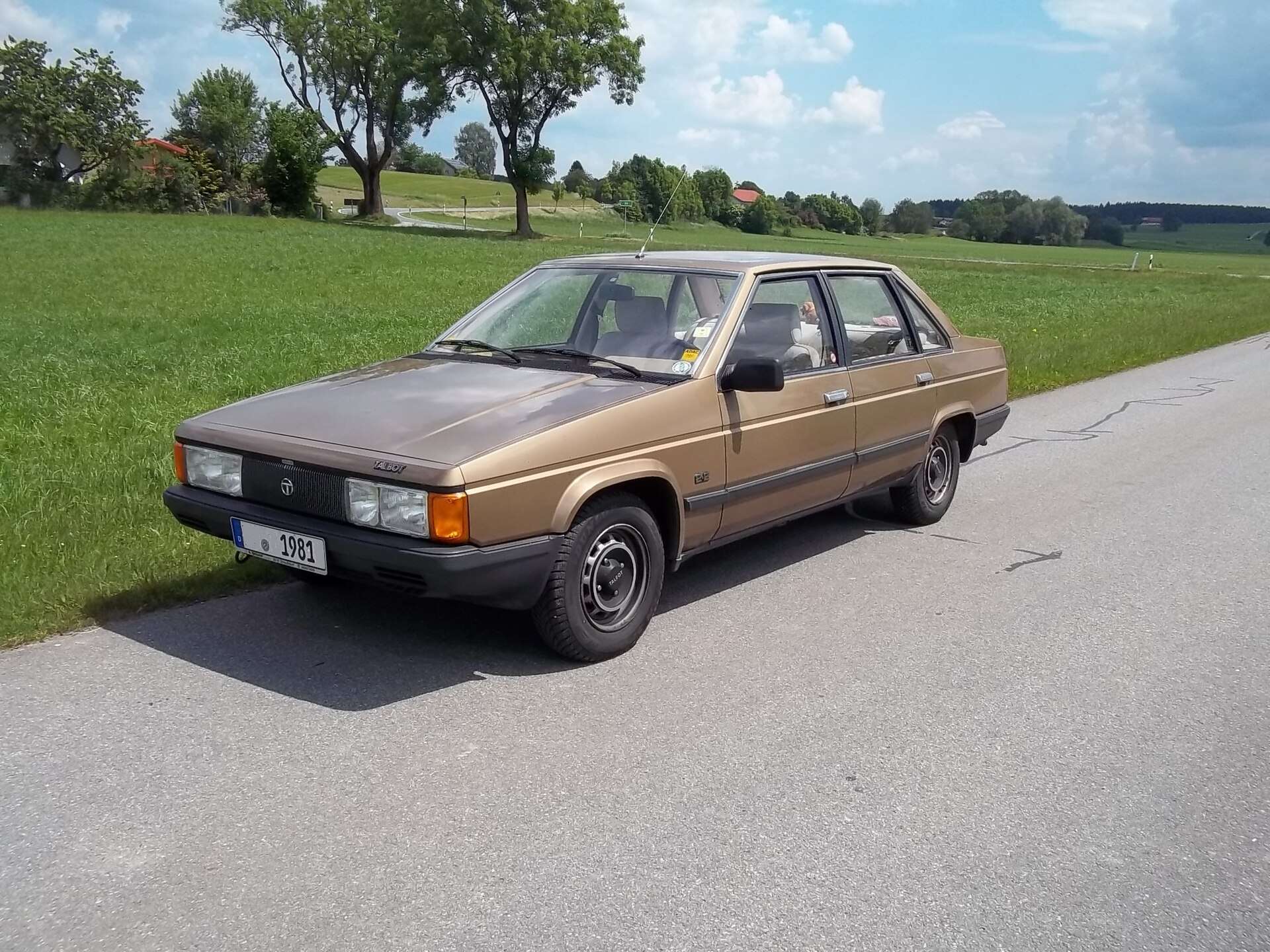 1981 Talbot Tagora GLS front three-quarter view