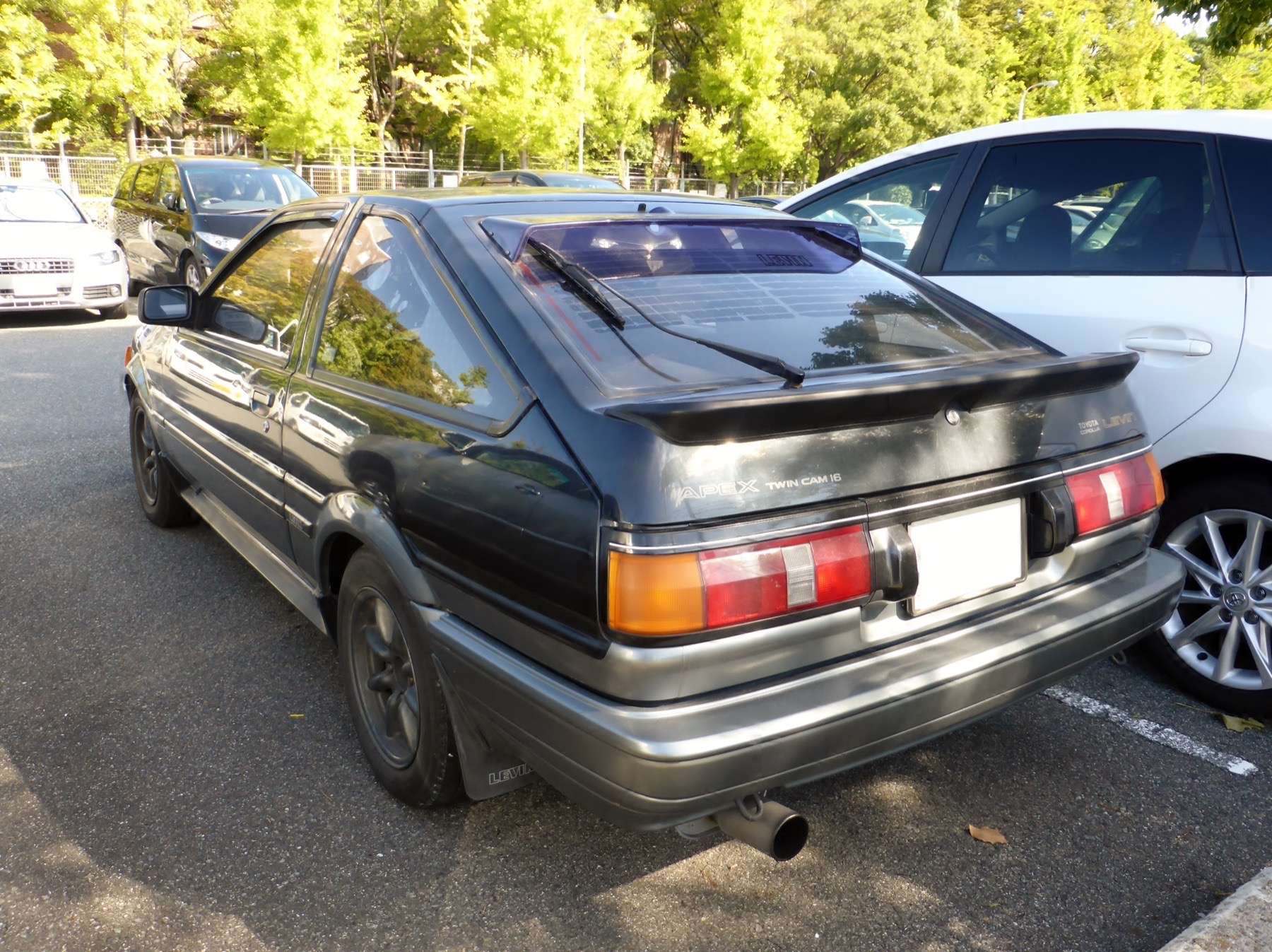 Toyota Corolla Levin GT Apex AE86 rear view