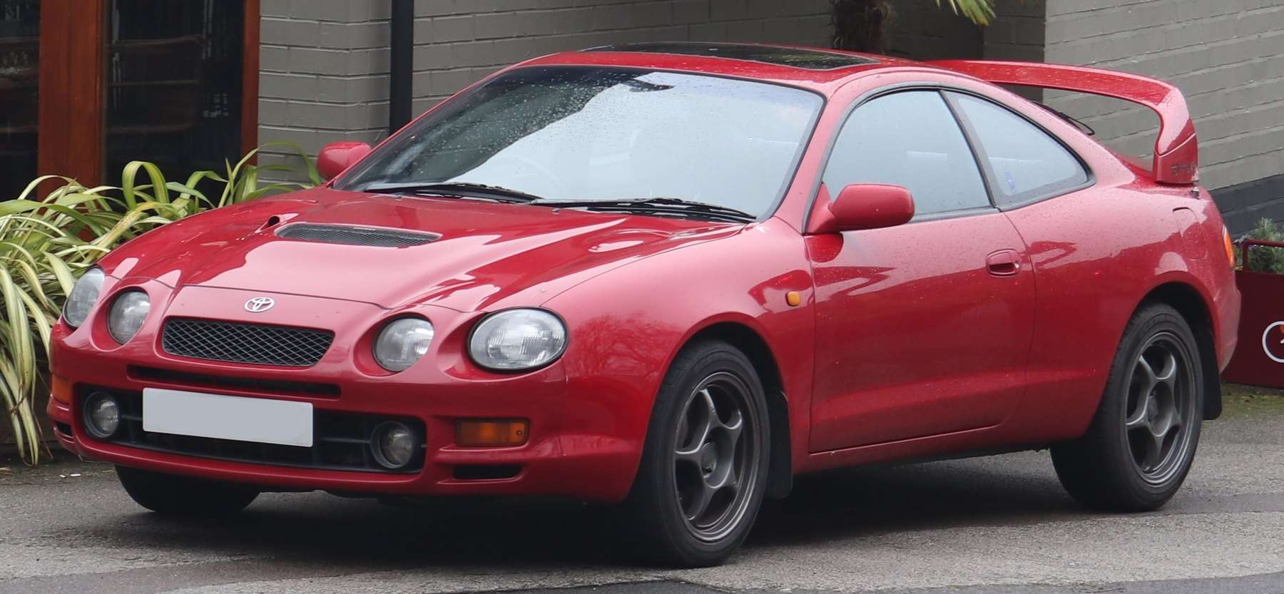 Toyota Celica GT-Four: ST165, ST185 and ST205 Guide