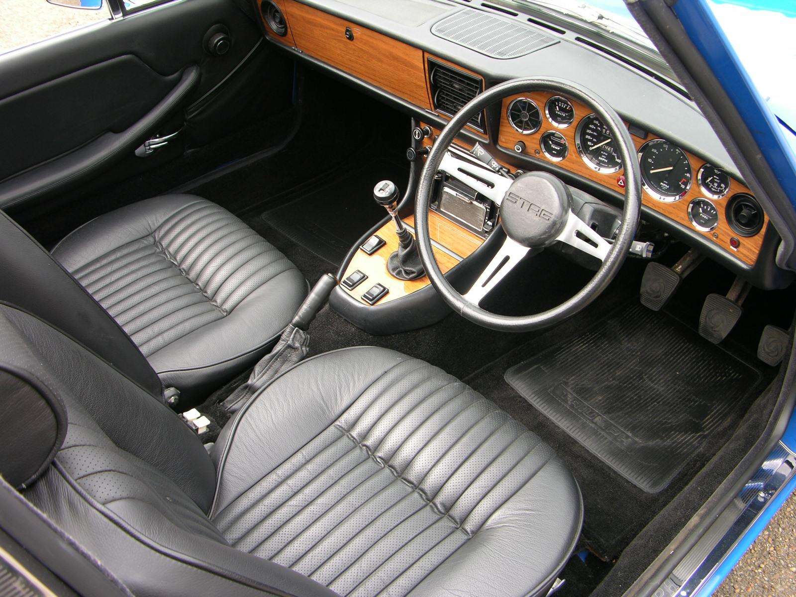 Triumph Stag dashboard and four-seat interior
