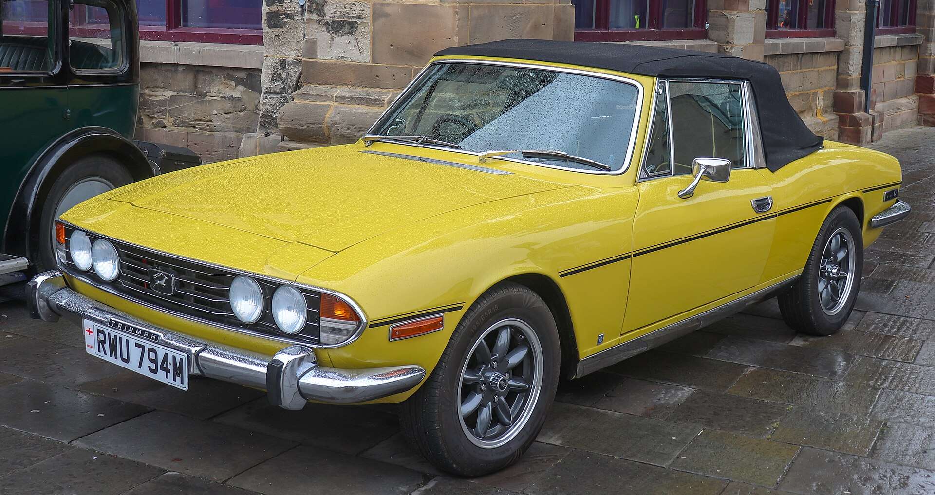 1974 Triumph Stag with later-model trim
