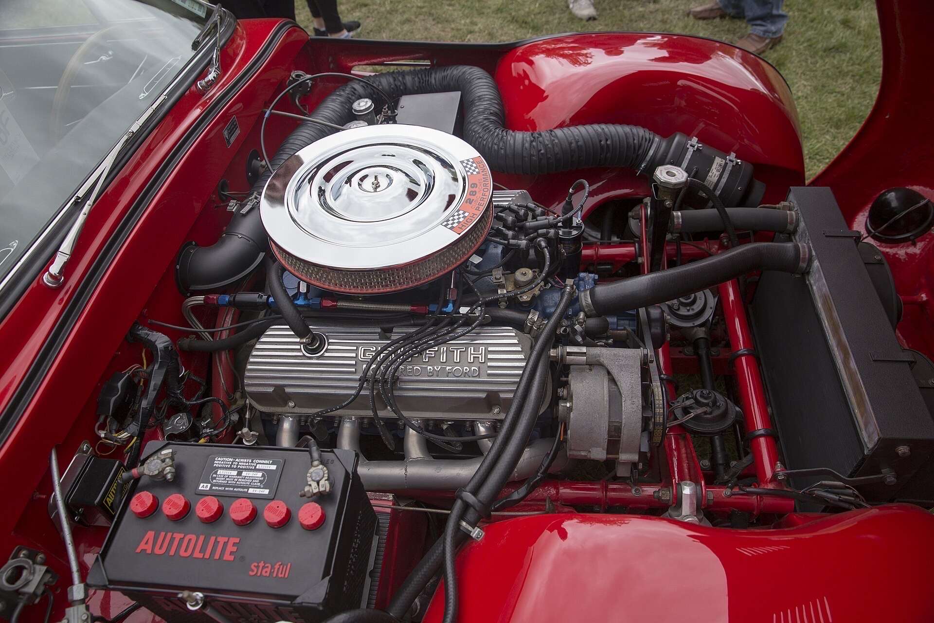 Griffith 200 Ford 289 V8 engine
