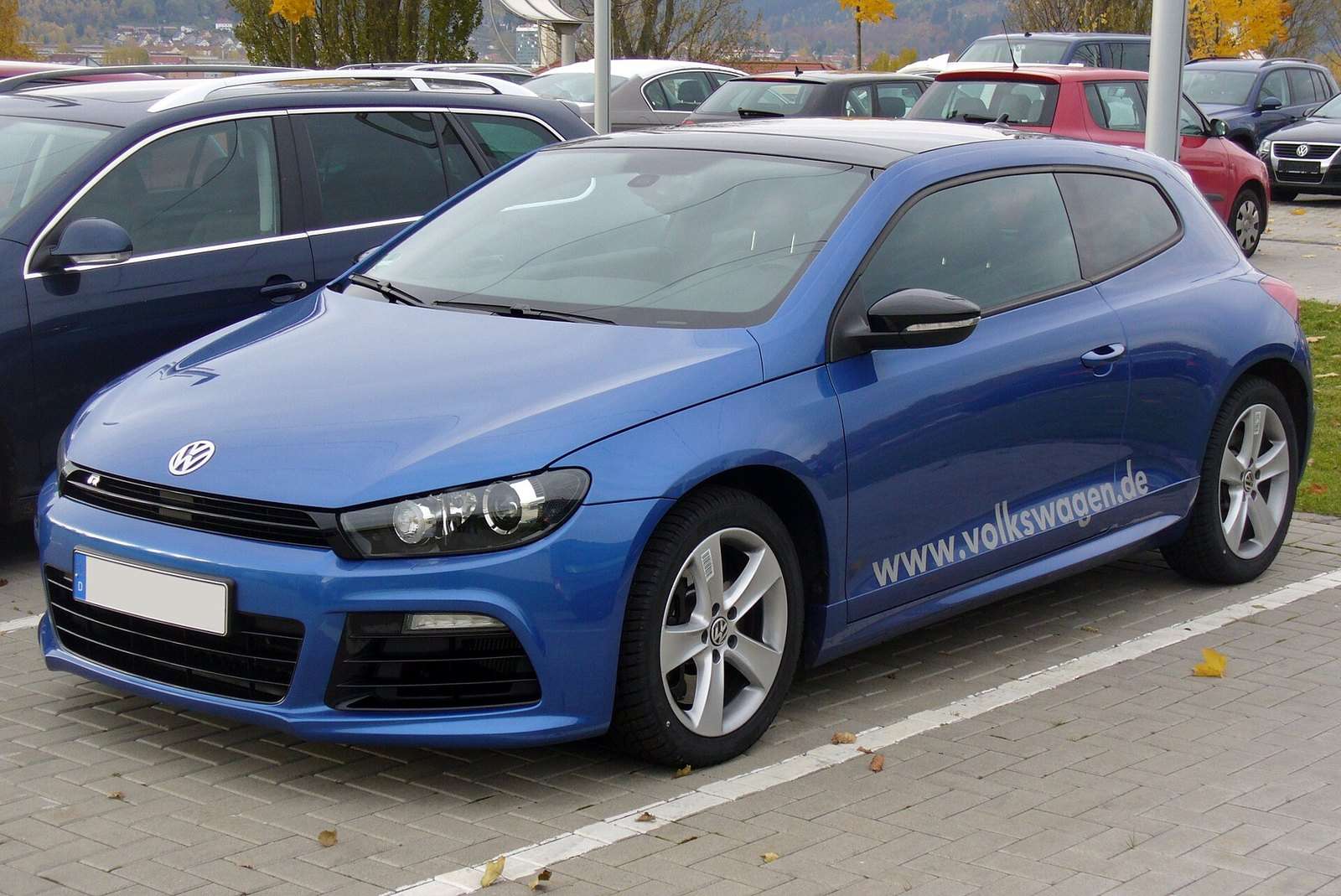 Volkswagen Scirocco R front view